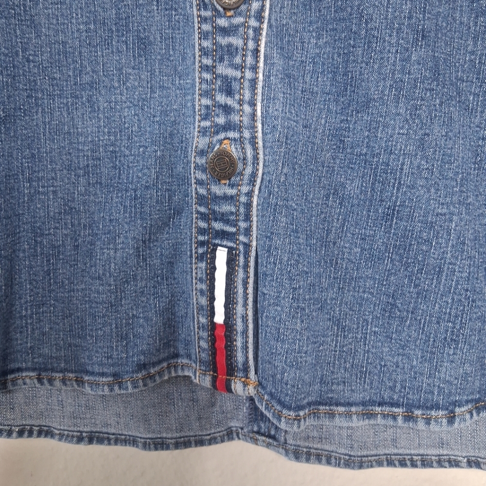 Vintage Tommy Hilfiger Denim Shirt Youth Blue Button Up Long Sleeve M - Picture 5 of 15
